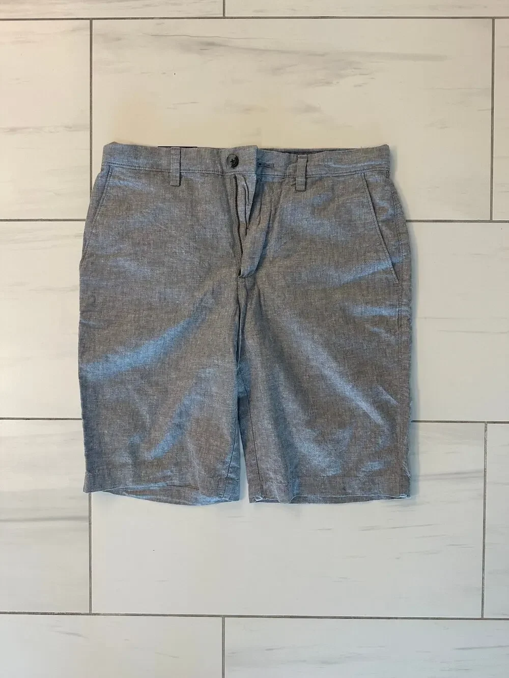 Banana Republic Emerson Shorts Men's 30 Gray Chambray 11